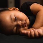 Como criar uma rotina de sono do bebê?