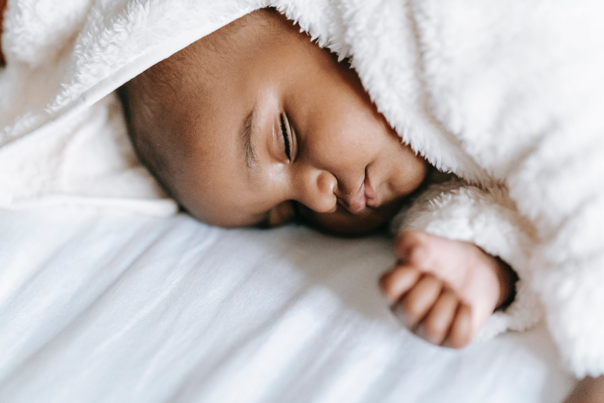 Como funciona o ciclo do sono do bebê?